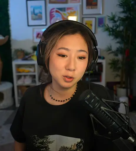 Image 10021487 from Fuslie (Leslie)