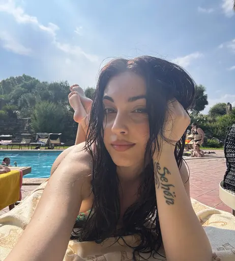 Image 10021333 from Mona Schon (Italian Streamer)