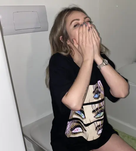 Image 10023845 from Alison Wonderland