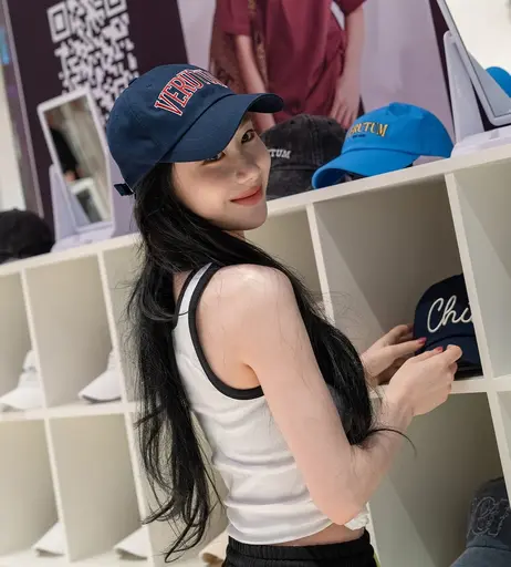 Image 10029998 from Chaeryeong - ITZY (채령)