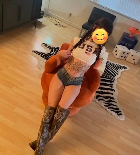 Image 10038195 from xxxpinkprincessa / amateur ivy