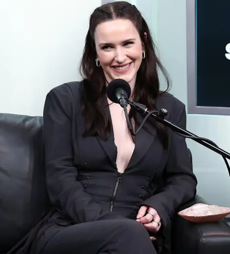 Image 10030192 from Rachel Brosnahan (Marvelous Mrs. Maisel)