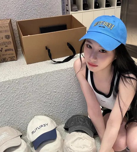 Image 10030002 from Chaeryeong - ITZY (채령)