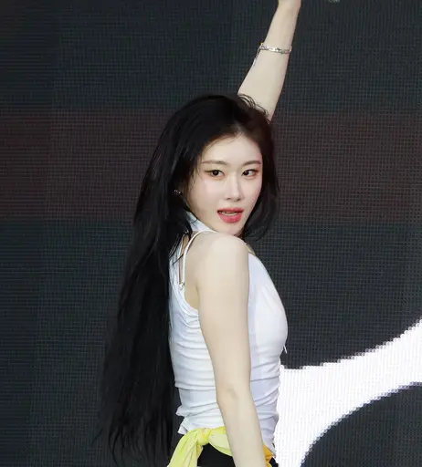 Image 10030250 from Chaeryeong - ITZY (채령)