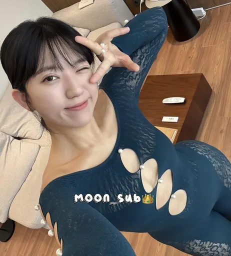 Image 10004832 from Heeheemoon / moon_nyang_