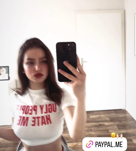Image 10000664 from hannahluisienne