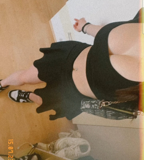 Image 10000646 from hannahluisienne