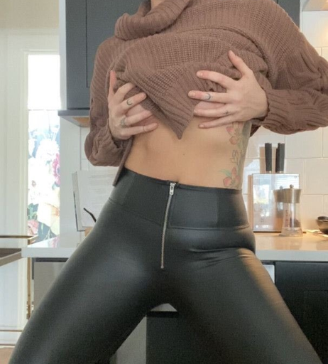 Image 3187874 from Alison Tyler