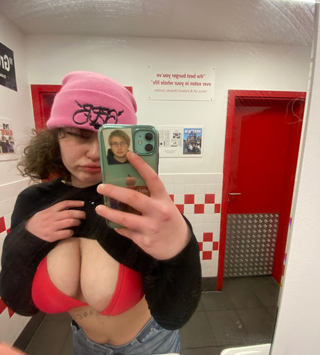 Image 385348 from Brazzydoll420 / playboylilli