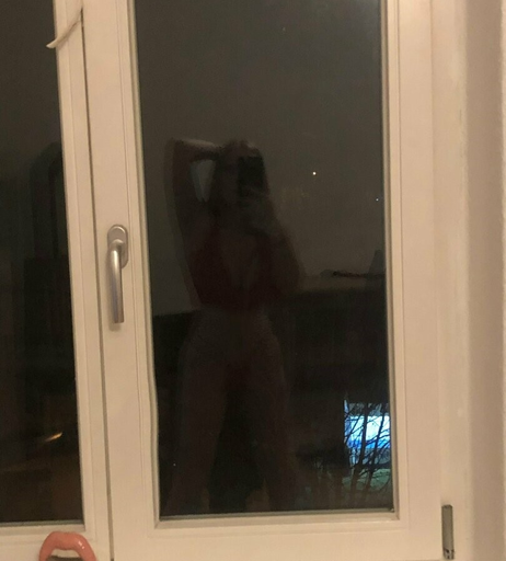Image 381127 from Emiliaaverie