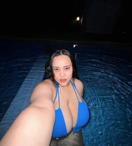 Image 3577796 from fhong_fionax / Chayada Dulyasatien (Busty Thai Model)