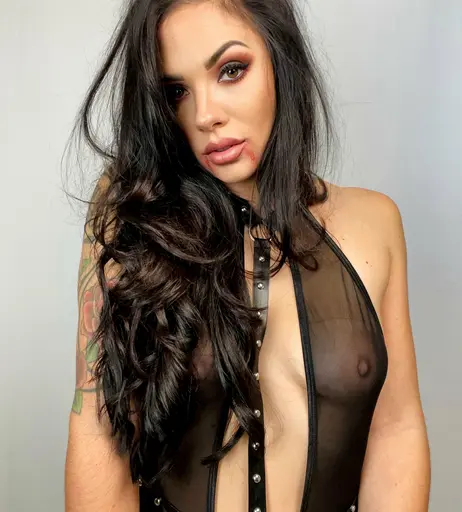 Image 3771686 from Avery Warner (90 Day Fiance)