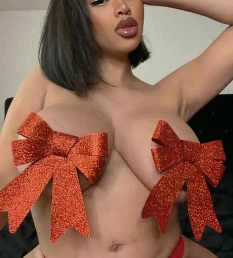 Image 3779488 from Sheismichaela