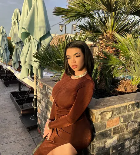 Image 3779457 from Sheismichaela