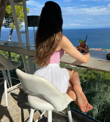 Image 3742568 from g_goldensoles, Gianna, arabian_footqueen content.