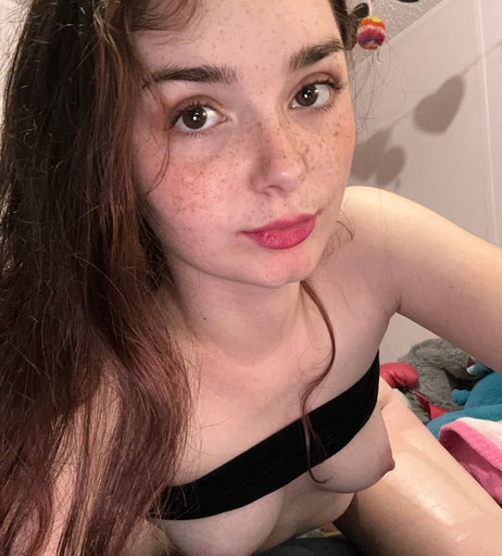 Image 3085115 from therealaly