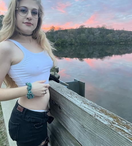 Image 3072851 from Brookestoner
