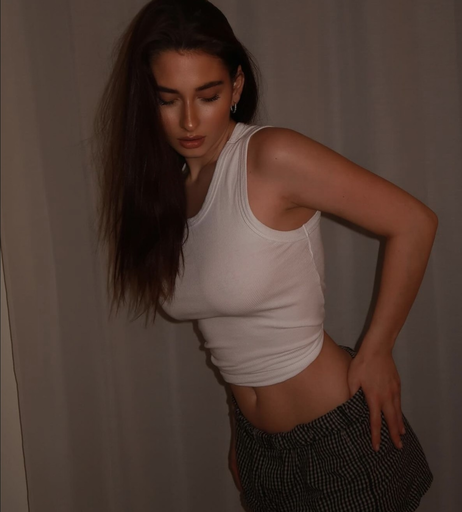 Image 3064916 from Samira Lotte