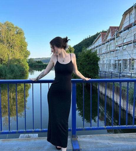 Image 3051858 from typicallylotti