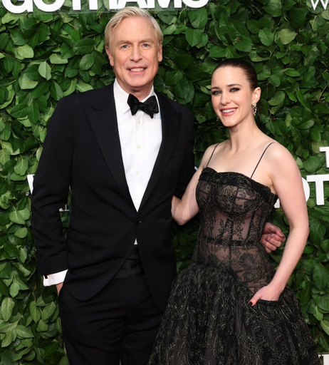Image 3011436 from Rachel Brosnahan