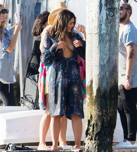 Image 3010380 from Olympia Valance