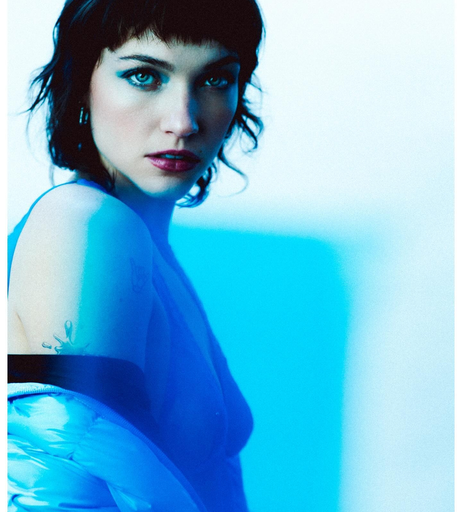 Image 3005331 from Violett Beane