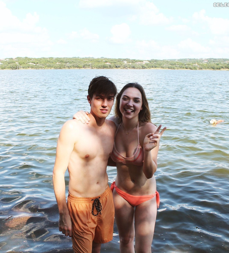 Image 3004706 from Violett Beane