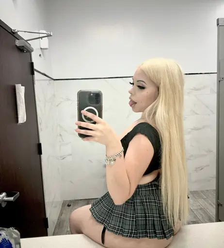 Image 6256364 from snobunnyblondie