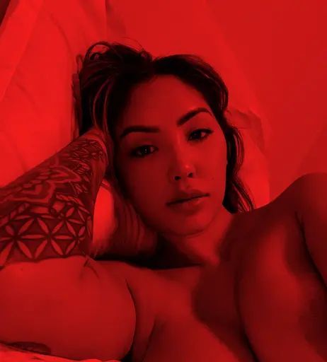 Image 6252390 from Marie Madore