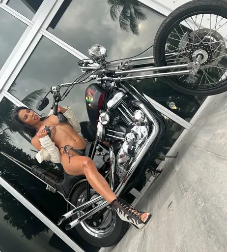Image 6202462 from Nicole Amato - Bodybynixx