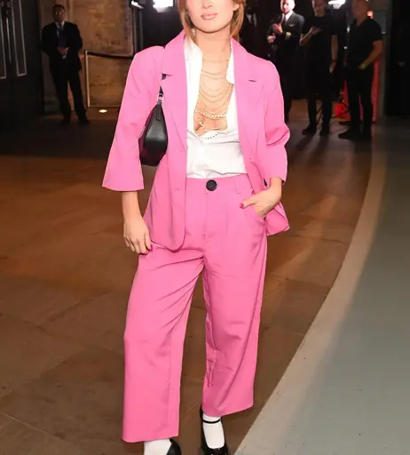 Image 6381033 from Maisie Smith
