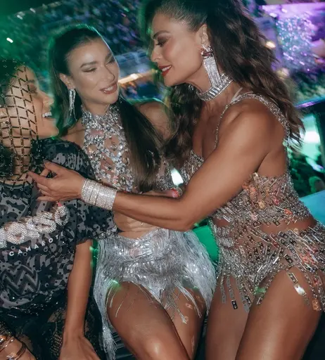 Image 6806148 from Juliana Paes
