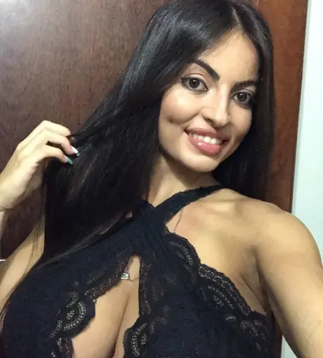 Image 6801912 from Viviane Costa / Vivi Costa