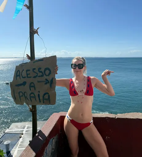 Image 6803360 from Leticia Colin
