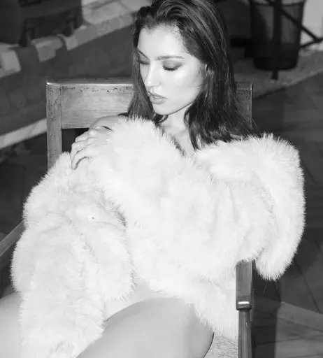 Image 6990914 from Mathilde Lasry