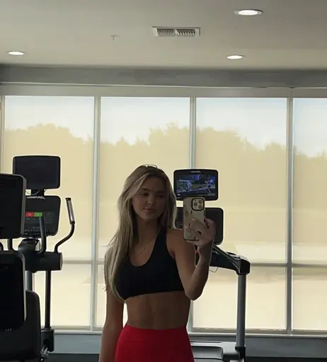 Image 6999114 from Paigemackenzie