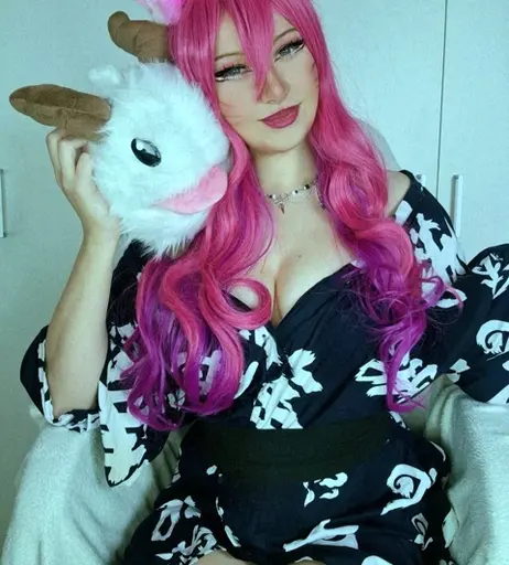 Image 6984599 from RealMissKira