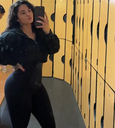 Image 6980656 from Jackie tomasulo / jackiestacksthejacksons / Squatwithjackie