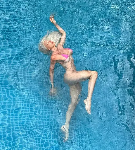 Image 6989809 from Jelena Karleuša (@karleusastar)
