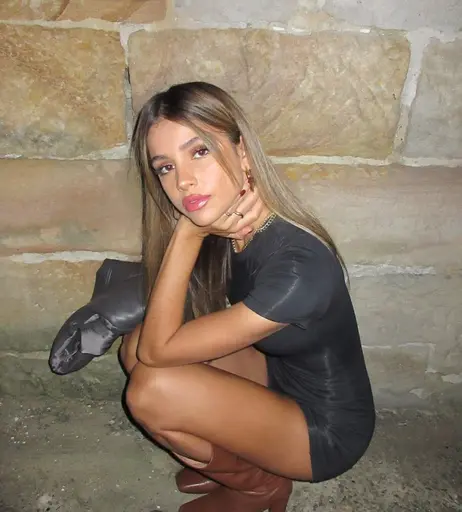 Image 6988192 from Olivia Grivas / Liv Grivas