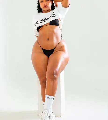 Image 6976843 from Thick baddie @majovergarag_