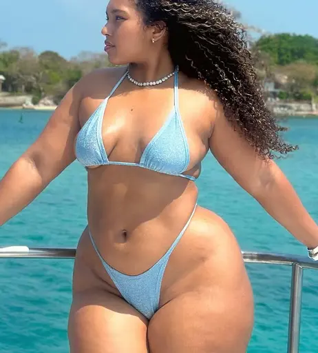 Image 6976961 from Thick baddie @majovergarag_