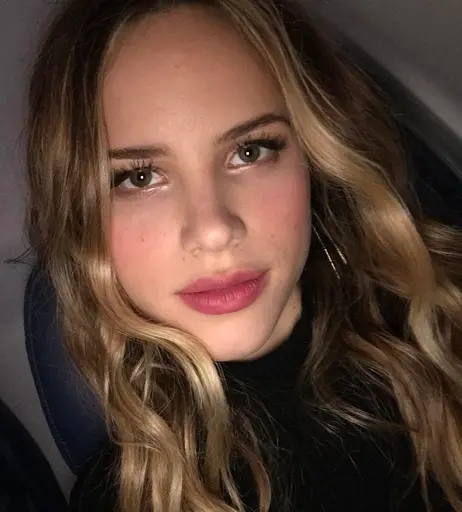 Image 6965716 from Halston Sage