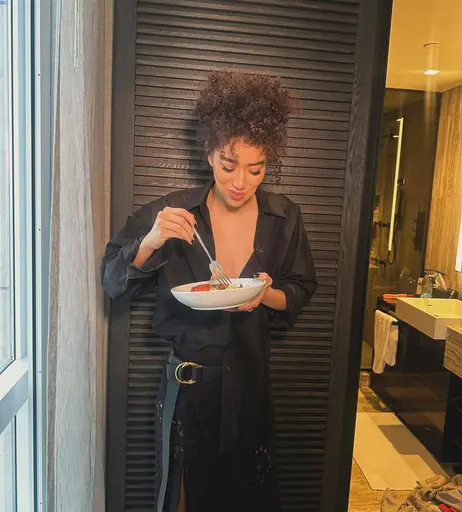 Image 6964312 from Jasmin Savoy Brown