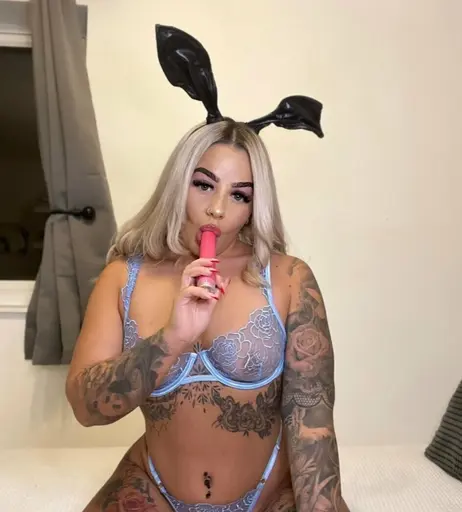 Image 6960096 from tattooedblondee