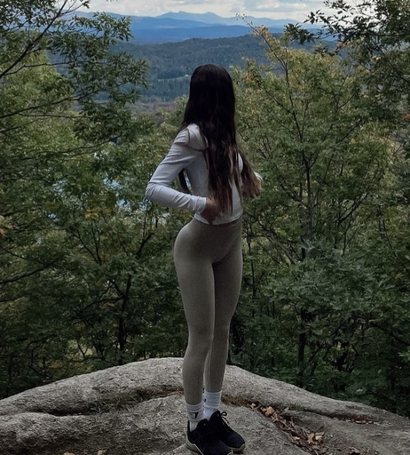 Image 695146 from Aliona
