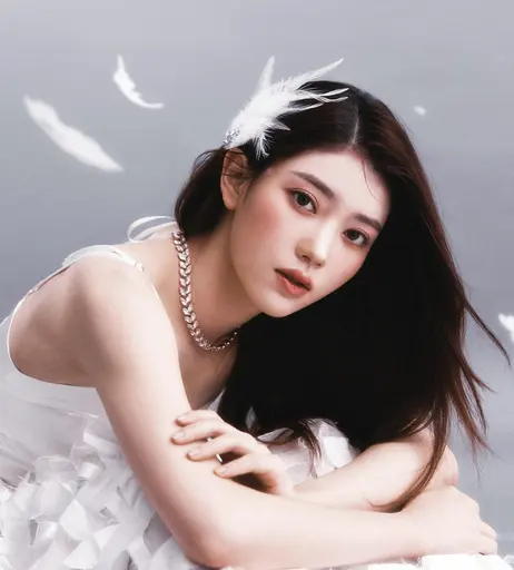 Image 6917715 from Shen Xiaoting / 沈小婷 / 샤오팅 / whosxiaoting_