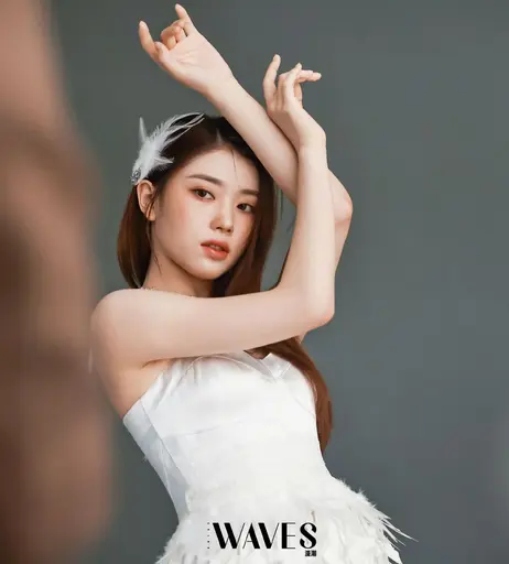Image 6917975 from Shen Xiaoting / 沈小婷 / 샤오팅 / whosxiaoting_