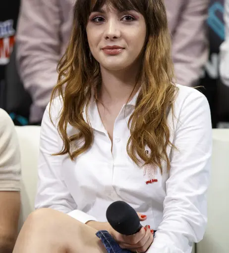Image 6473445 from Hannah Marks