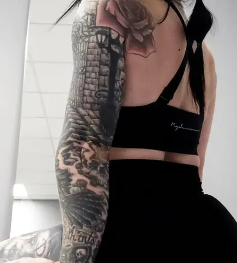 Image 6455661 from Goth muscle mommy / roxxymission